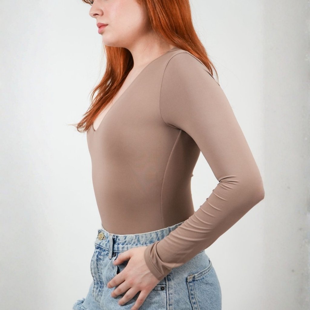 VERA V-NECK LONGSLEEVE MOCHA - Image 3